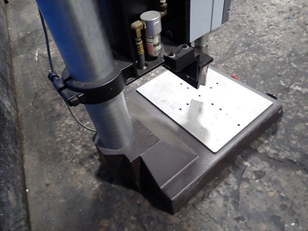 Branson Ultrasonic Welder