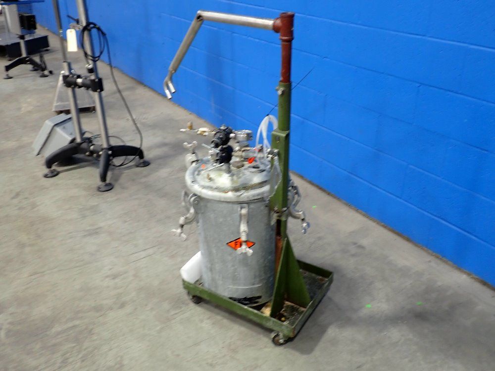 Devil Bliss Tank W/cart - 25