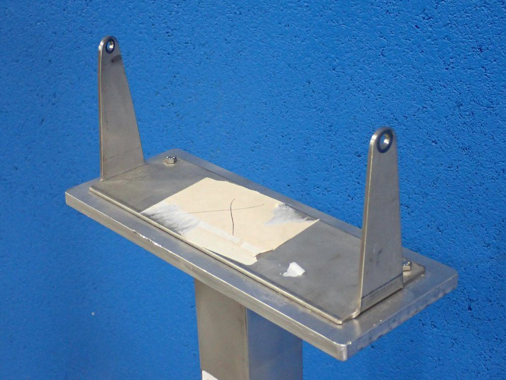 Champion Scale Scale Stand