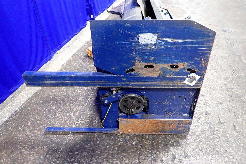 Lantech 60" Width X 115" Height Stretch Wrapper