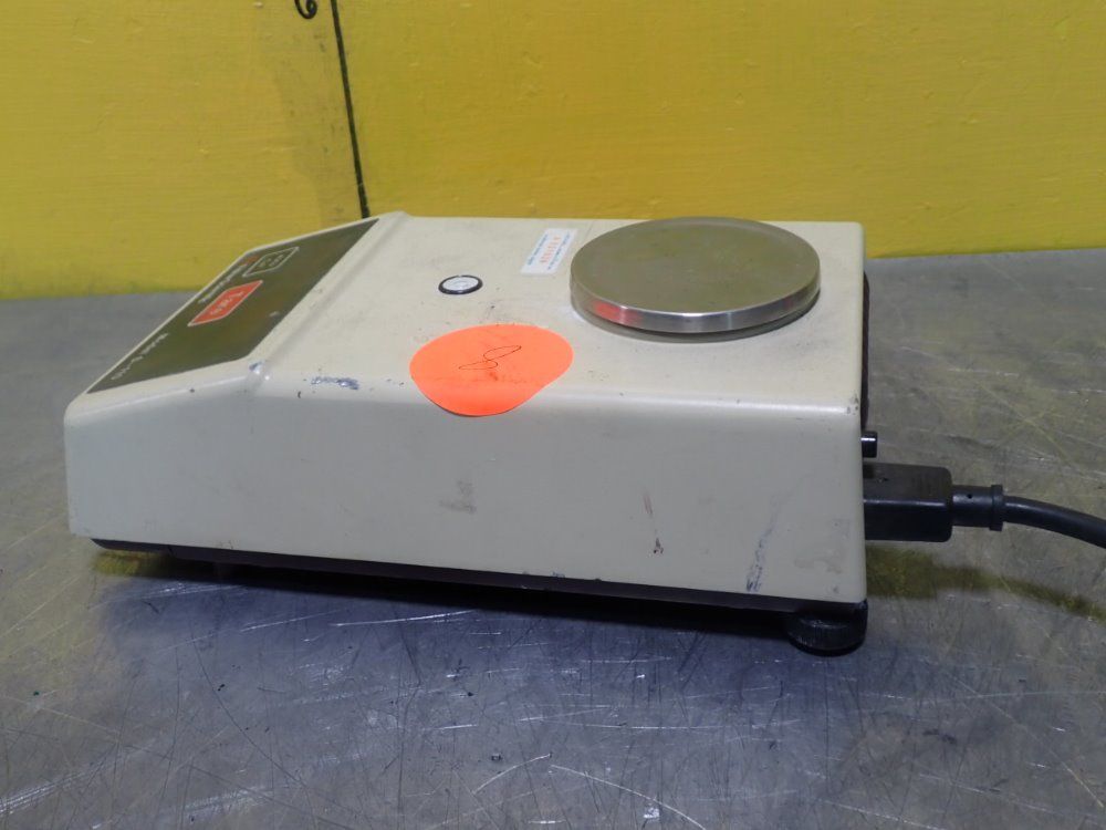 Fisher Scientific S-110 Scale - S-110