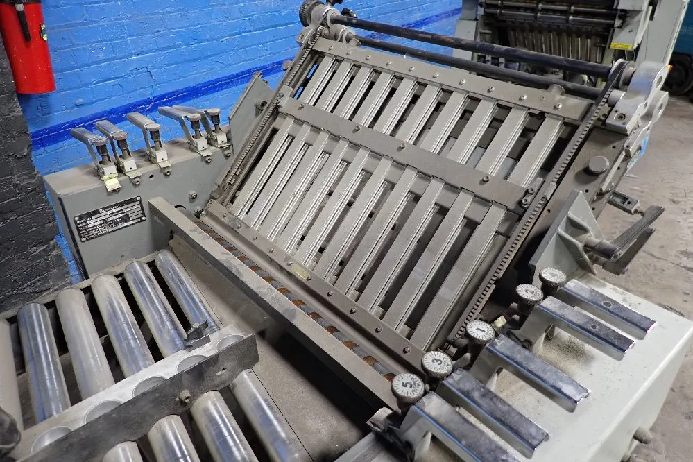 Baum Folder - 13208-3-8fg-3