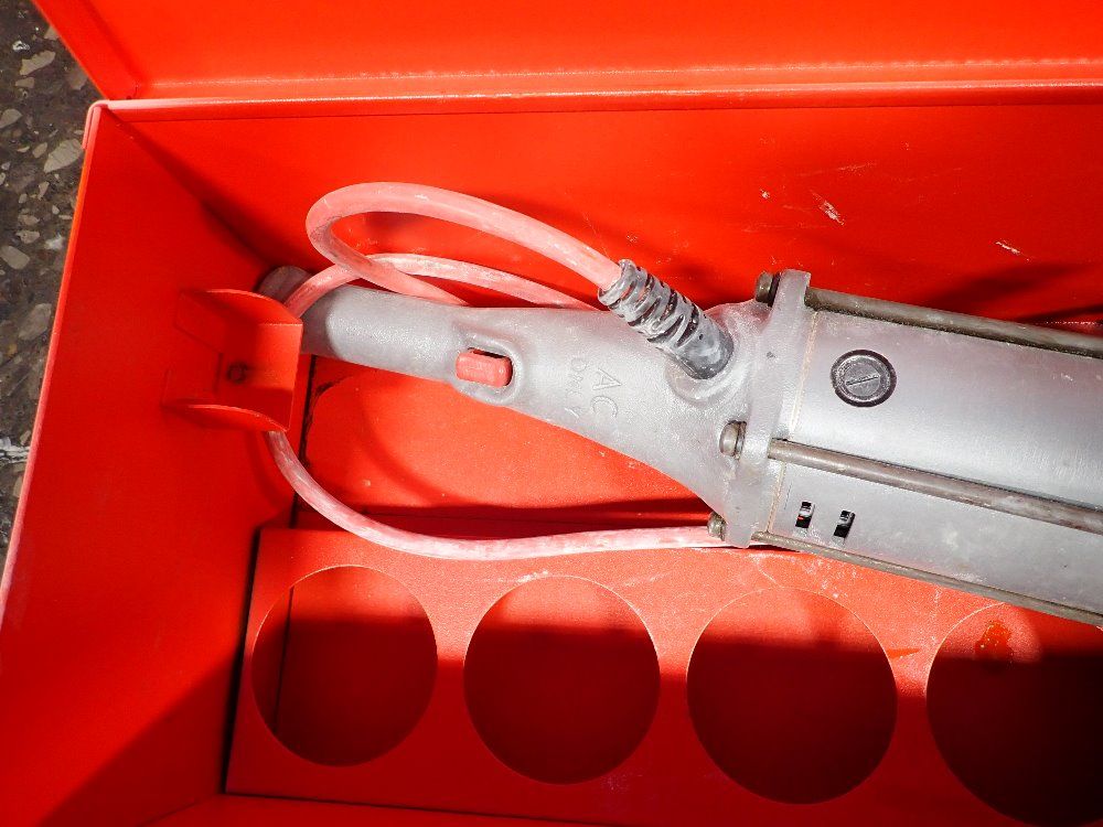 Ridgid Pipe Threader - 700-t2