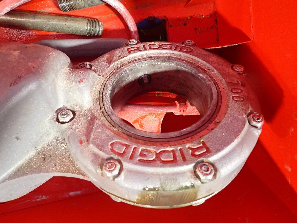 Ridgid Pipe Threader - 700-t2