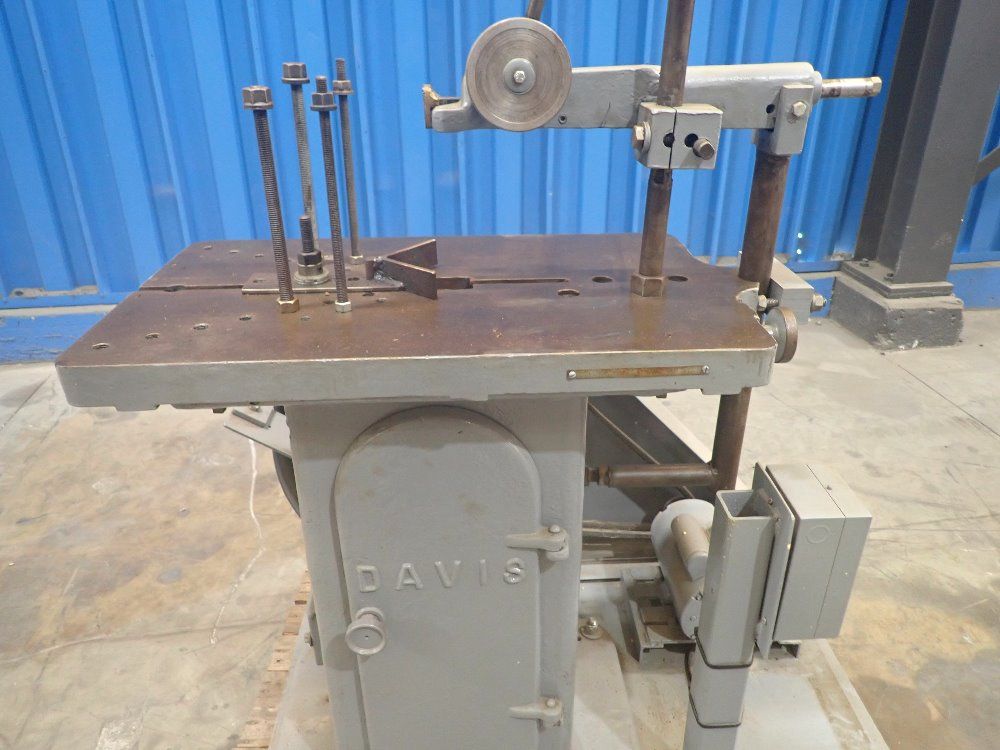 Davis 2/1.5hp Keyseater