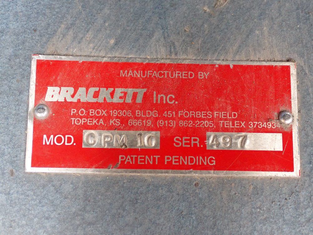 Brackett Circular Padder