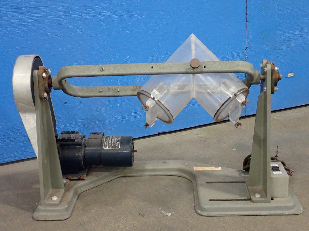 Patterson-kelley Co. Yoke/cu. Ft. Twin Shell Dry Blender