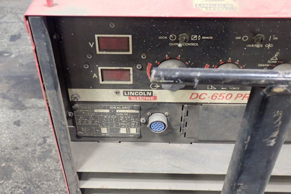 Lincoln Electric 650 Amps Welder - Dc-650 Pro