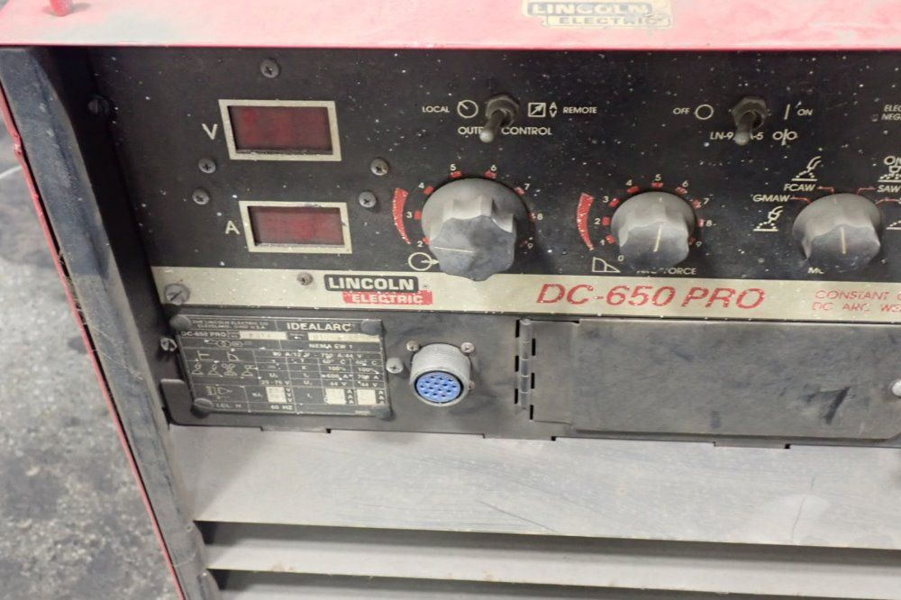 Lincoln Electric 650 Amps Welder - Dc-650 Pro