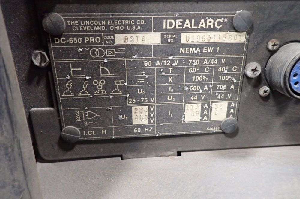 Lincoln Electric 650 Amps Welder - Dc-650 Pro
