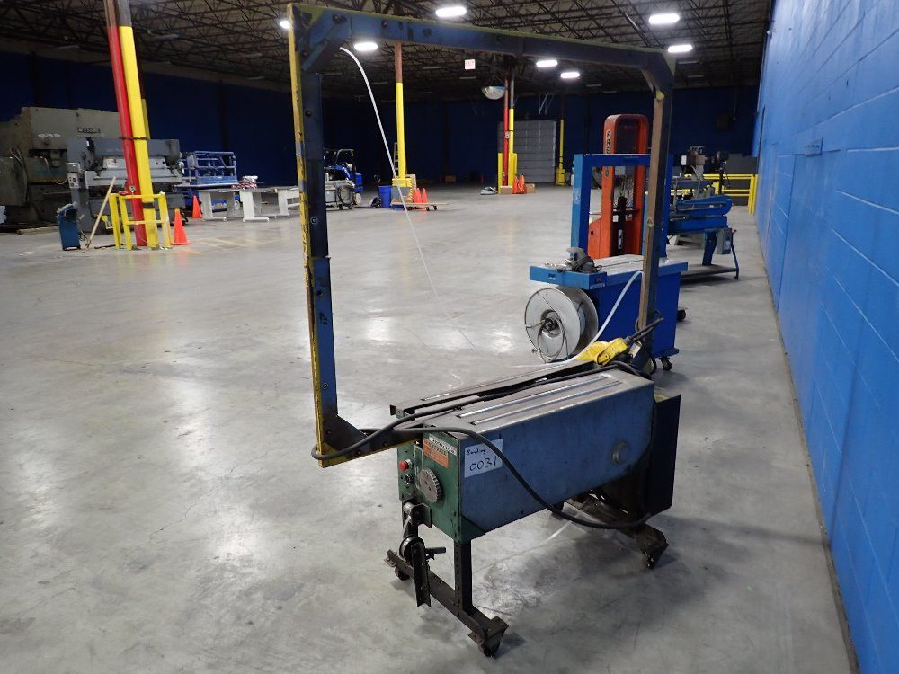 Signode 37"x17" Strapping Machine - 700