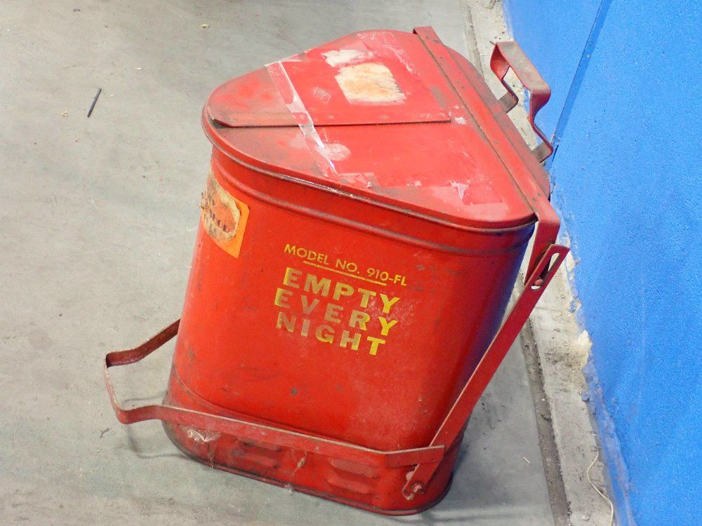 Eagle Mfg. Co. 14 Gallons Combustible Waste Container - 914-fl