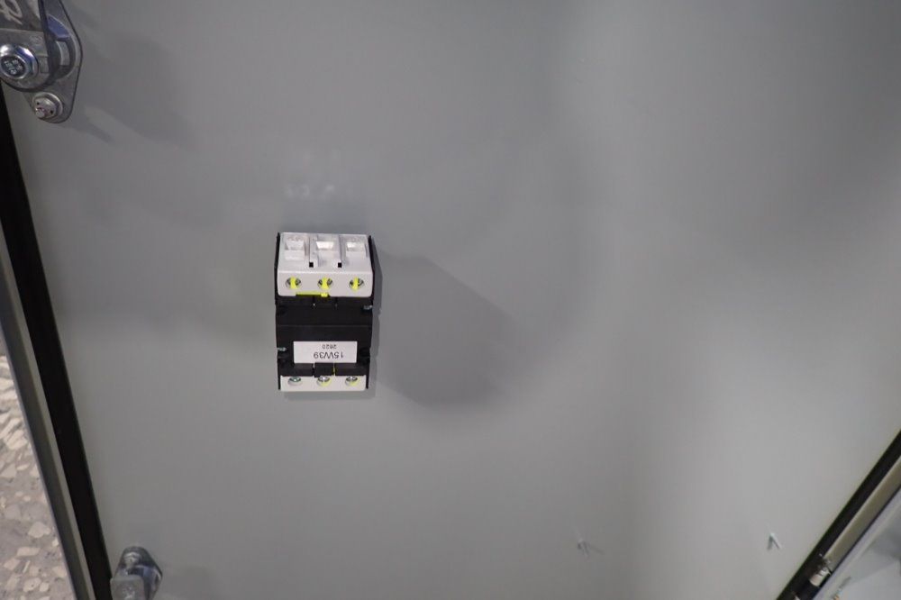 Takk Ionstrom Controller