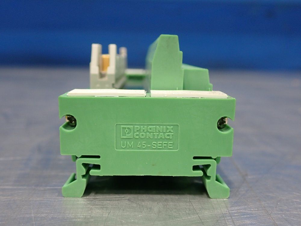 Phoenix Contact 40 Wire Slots Interface Module - 45-flk40