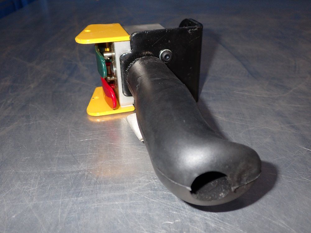 Knight Industries 2 Button Pneumatic Controller - Bpa9300