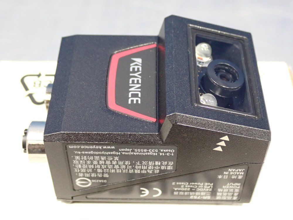 Keyence 752x480px 2d Code Reader - Sr-752