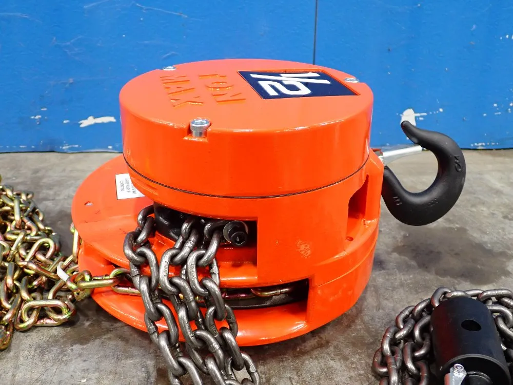 Columbus Mckinnon Corp 1/2 Ton Trolley Hoist