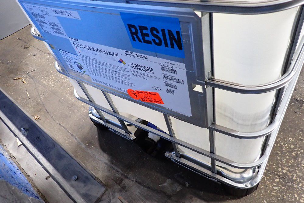 Mauser 250 Gallons Max Ibc Tote