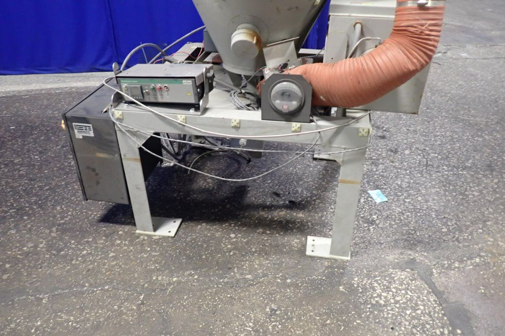 Conair Dryer - Ch33-21