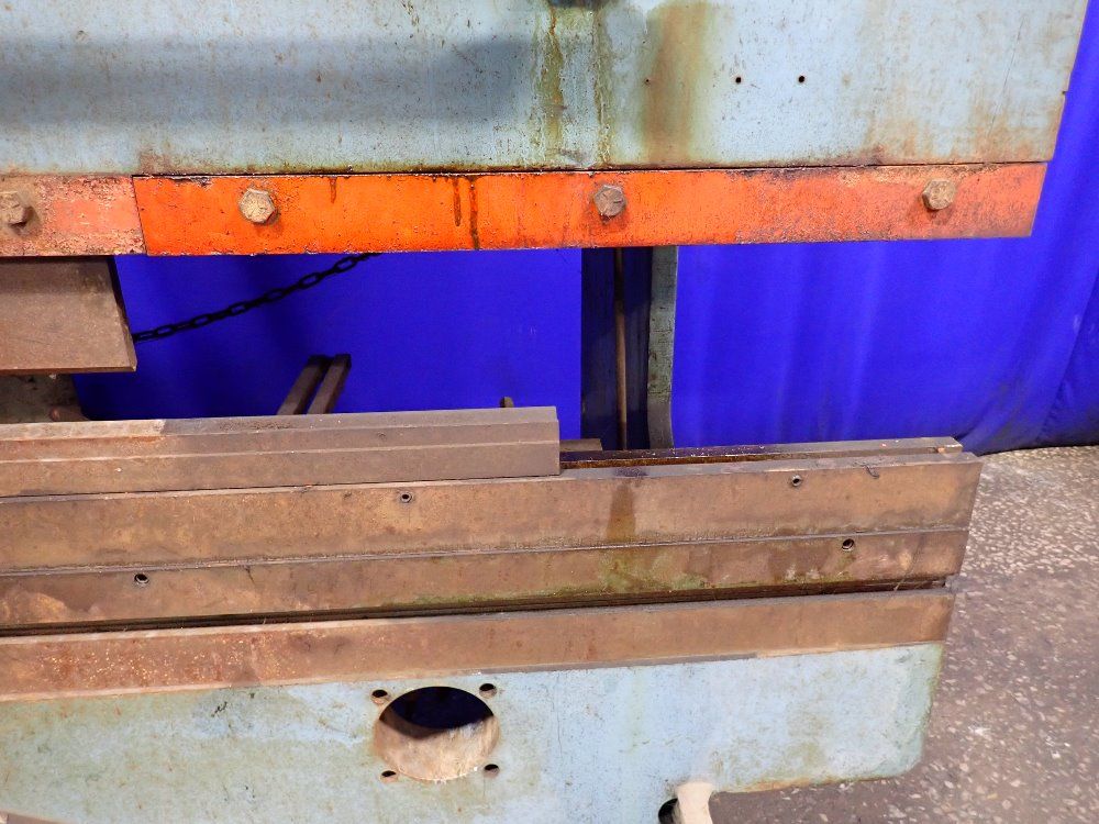 Niagara 25 Tons X 96" Press Brake - Ib-25-6-8