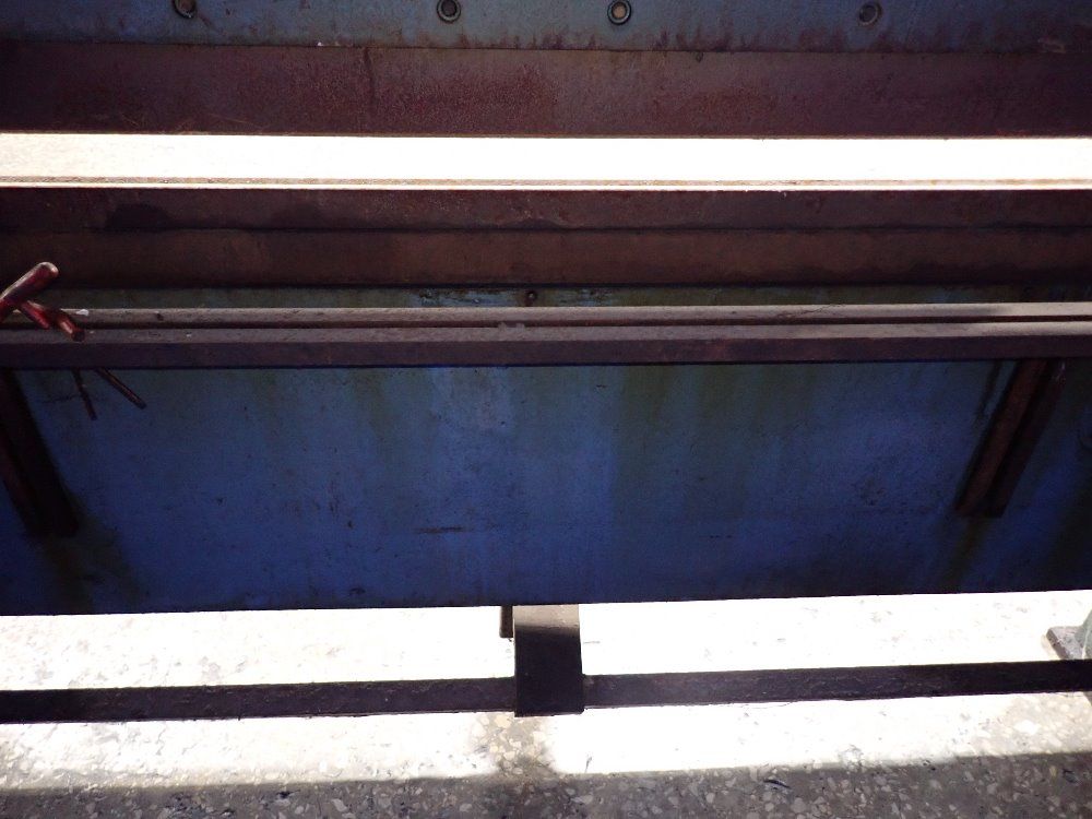 Niagara 25 Tons X 96" Press Brake - Ib-25-6-8