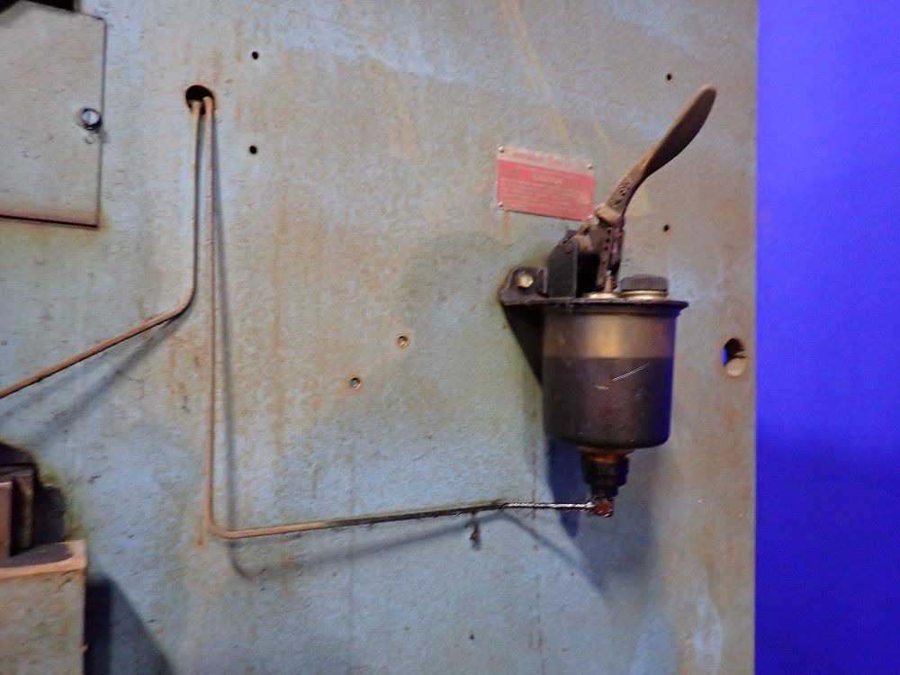 Niagara 25 Tons X 96" Press Brake - Ib-25-6-8