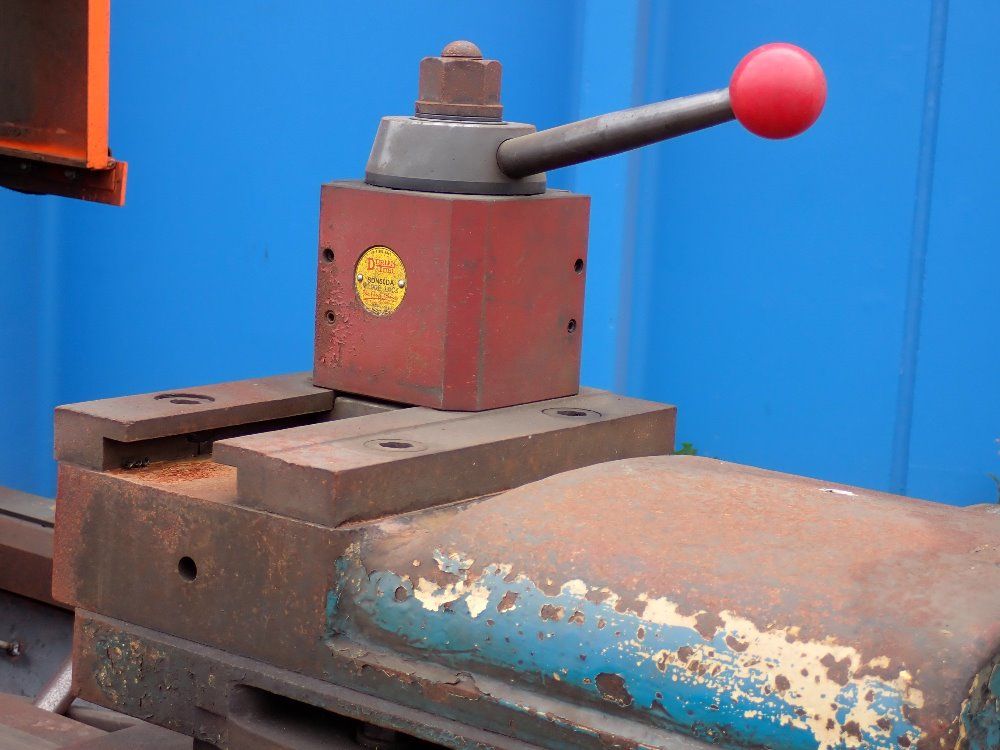 Leblond 32" X 84" Gap Bed Lathe