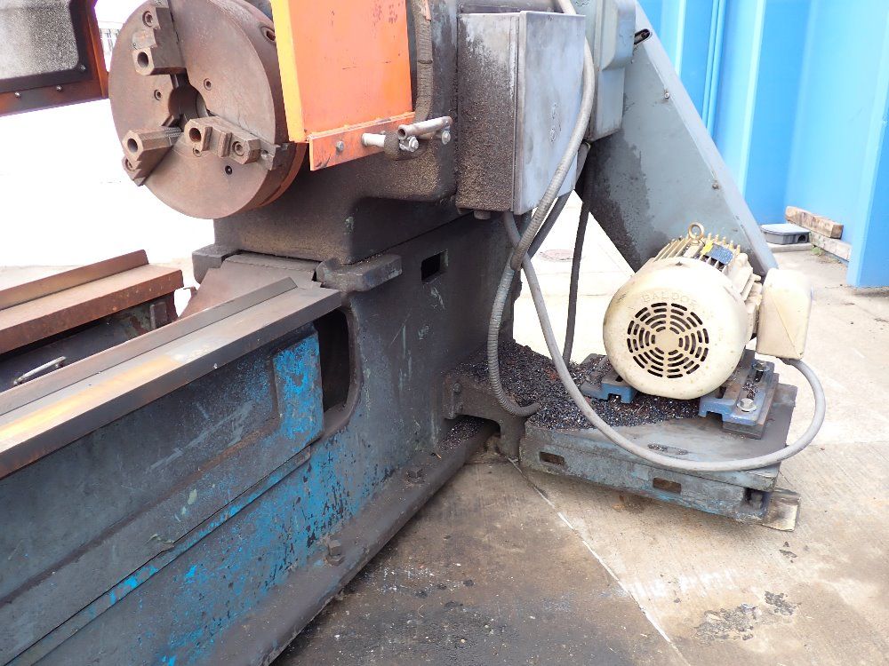 Leblond 32" X 84" Gap Bed Lathe