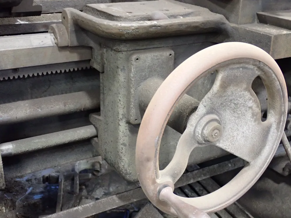 American Peacemaker 24" X 32" Lathe - 18x30