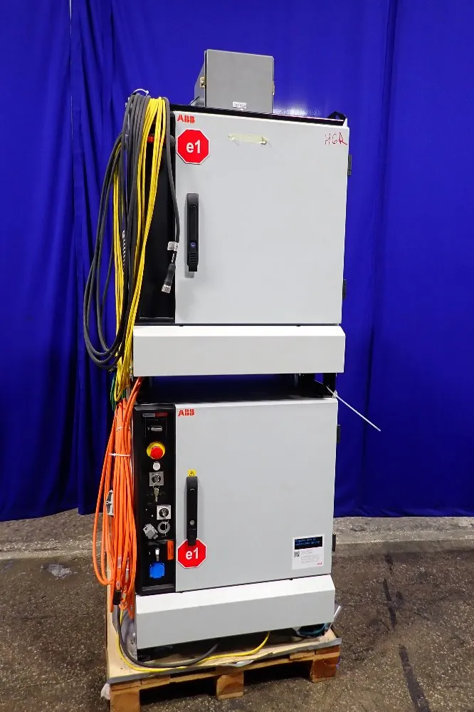 Abb Engineering Robot Controller - Irc5 Single