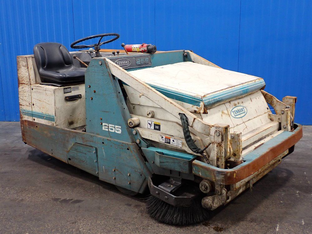Tennant Power Sweeper - 255