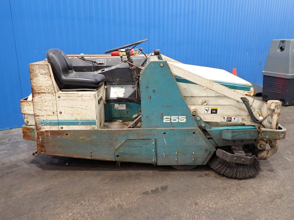 Tennant Power Sweeper - 255