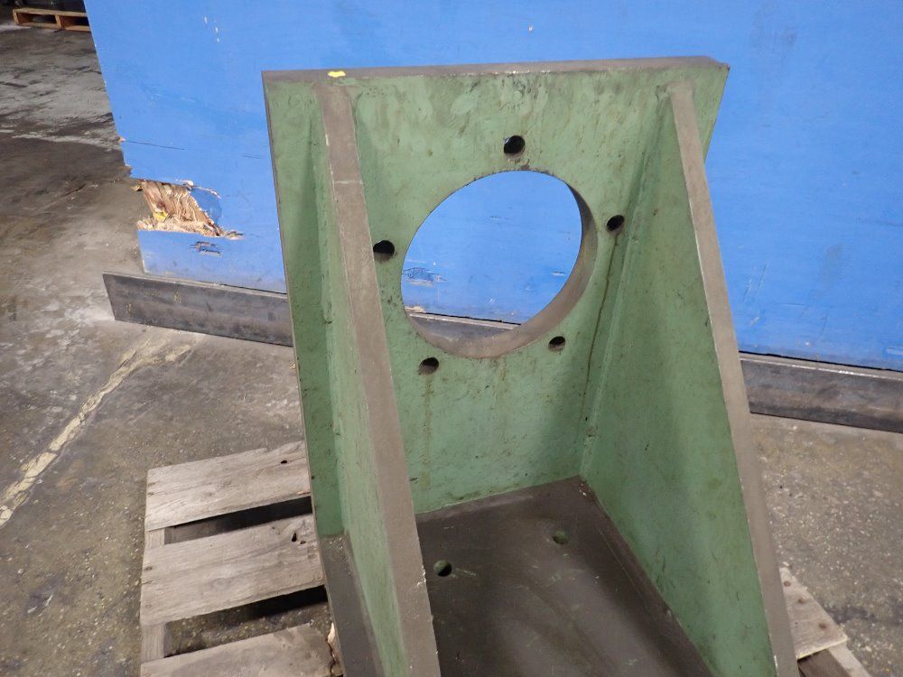 24" X 30" Right Angle Plate