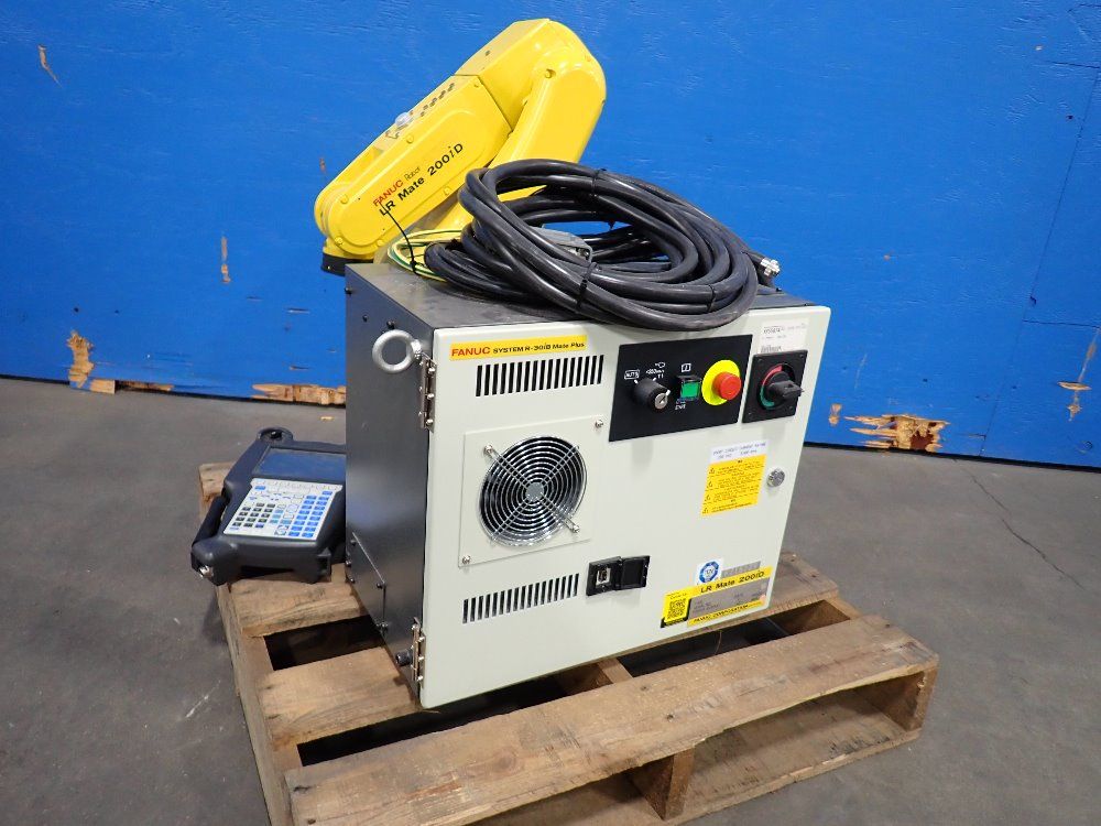 Fanuc Robot With Controller And Pendant - Lr Mate 200id/30ib
