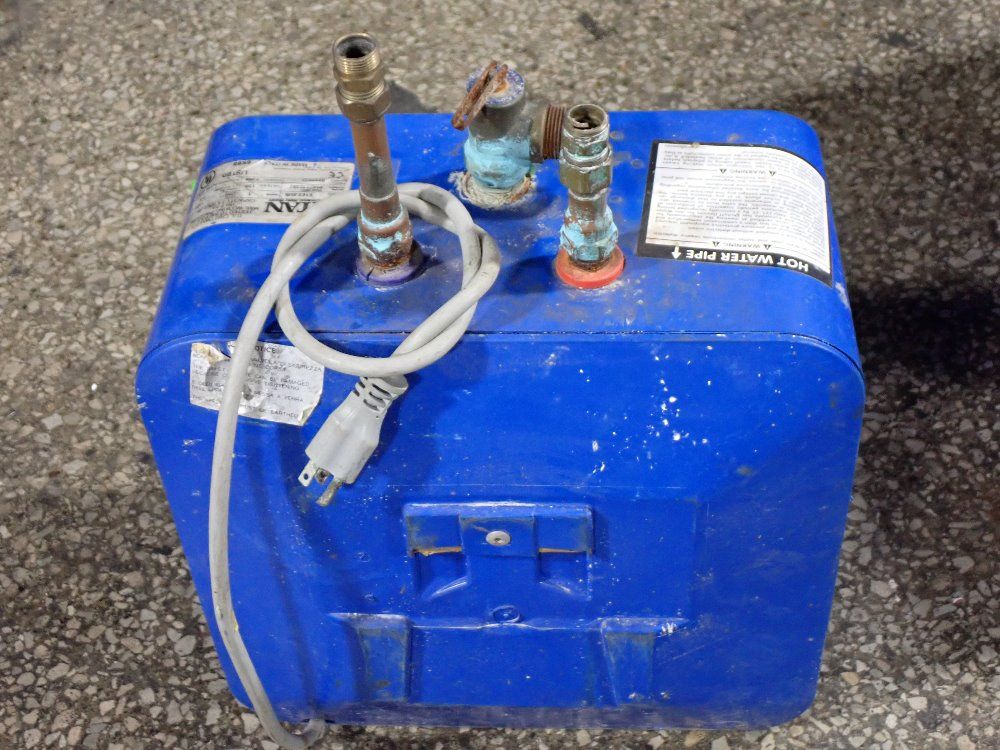 Used Tiny Titan Water Heater | HGR Industrial Surplus