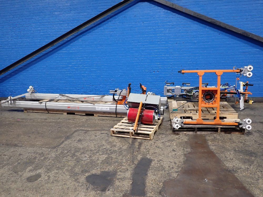 Spentech/ Ingersoll Rand 500# Crane