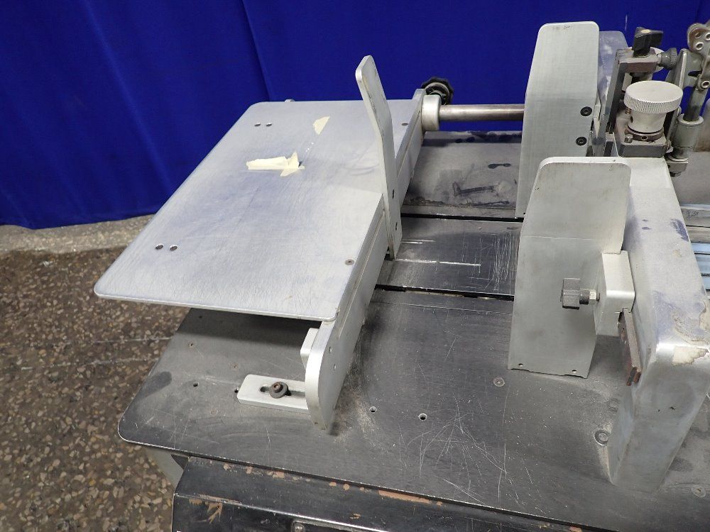 Kirkrudy Kirkrudy 215v Shuttle Feed Base Labeler