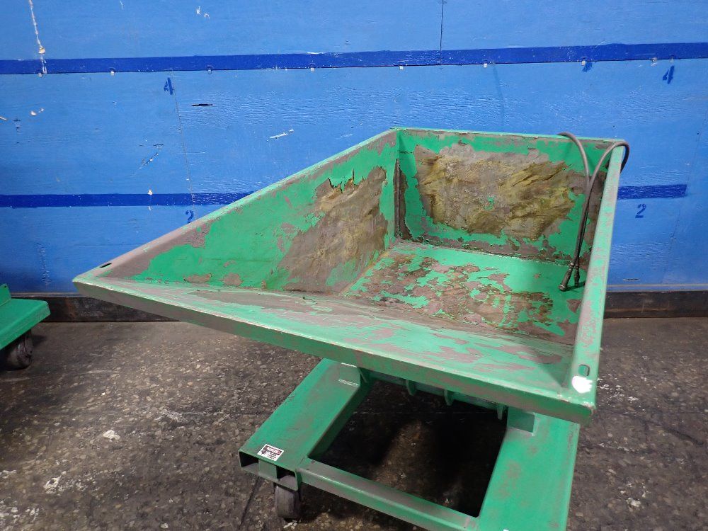 Valleycraft 2000 Lbs Self Dumping Hopper - A72029-00 A