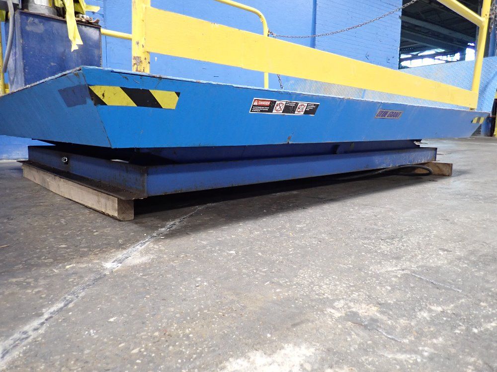 Blue Giant Blue Giant Hydraulic 8000 Lbs Lift Table