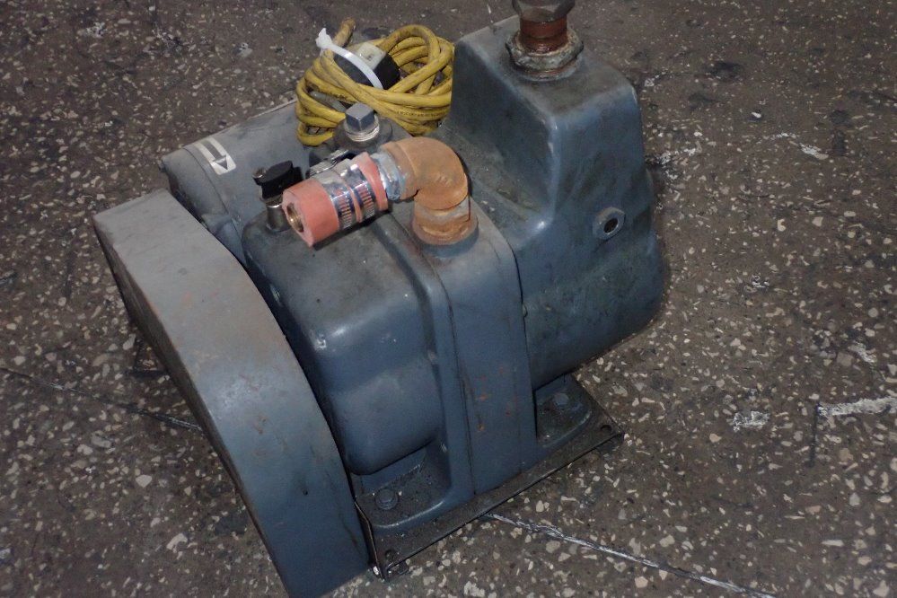 Cenco Vacuum Pump