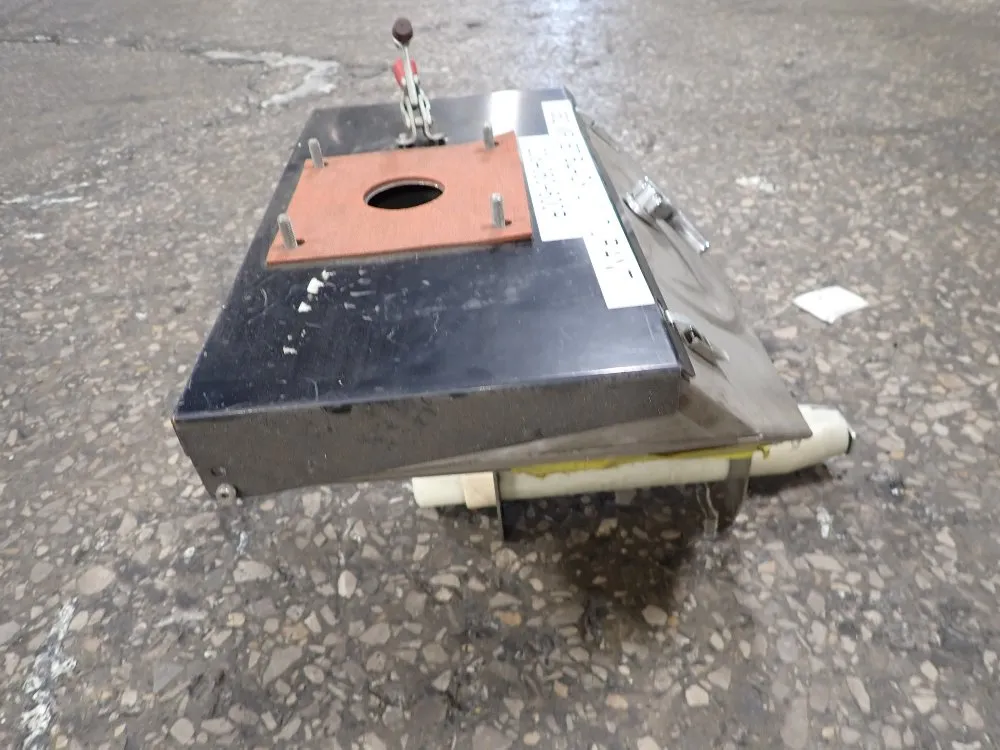 17" X 9" Feed Hopper