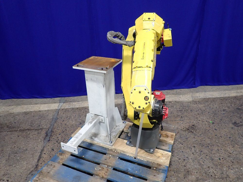 Used Fanuc 2017 Fanuc M-10ia/12 Robot | HGR Industrial Surplus