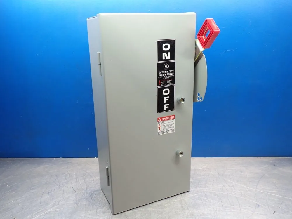 General Electric Heavy Duty Safety Switch - Np1578000b