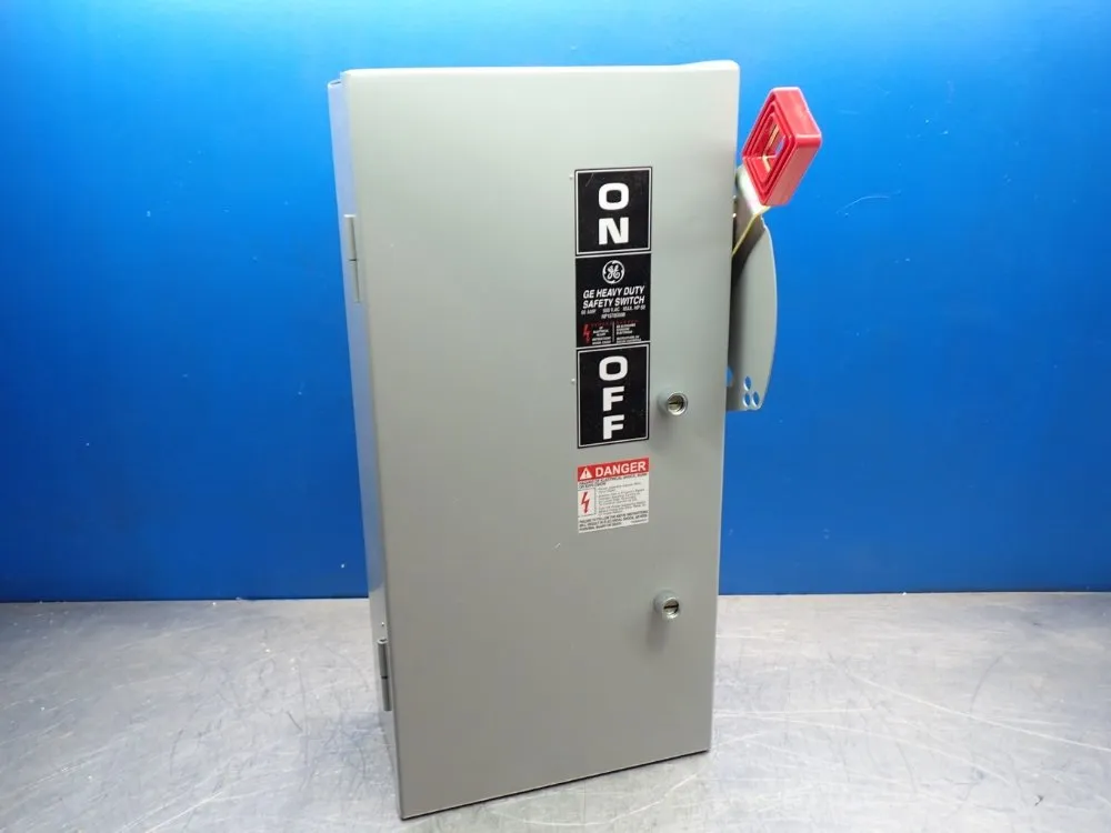 General Electric Heavy Duty Safety Switch - Np1578000b