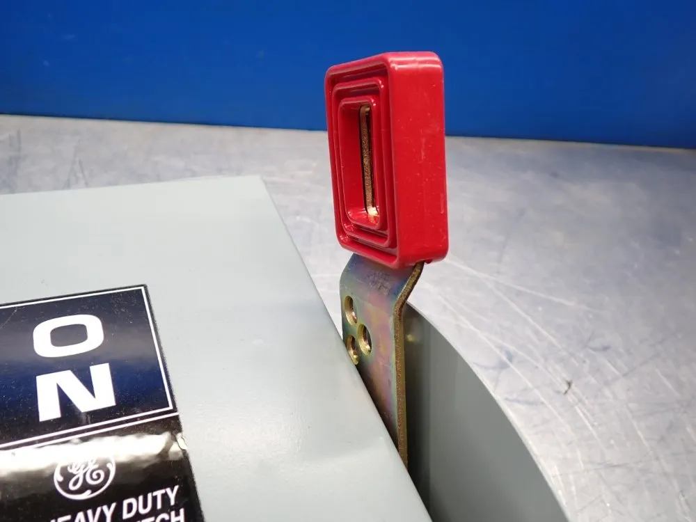 General Electric Heavy Duty Safety Switch - Np1578000b