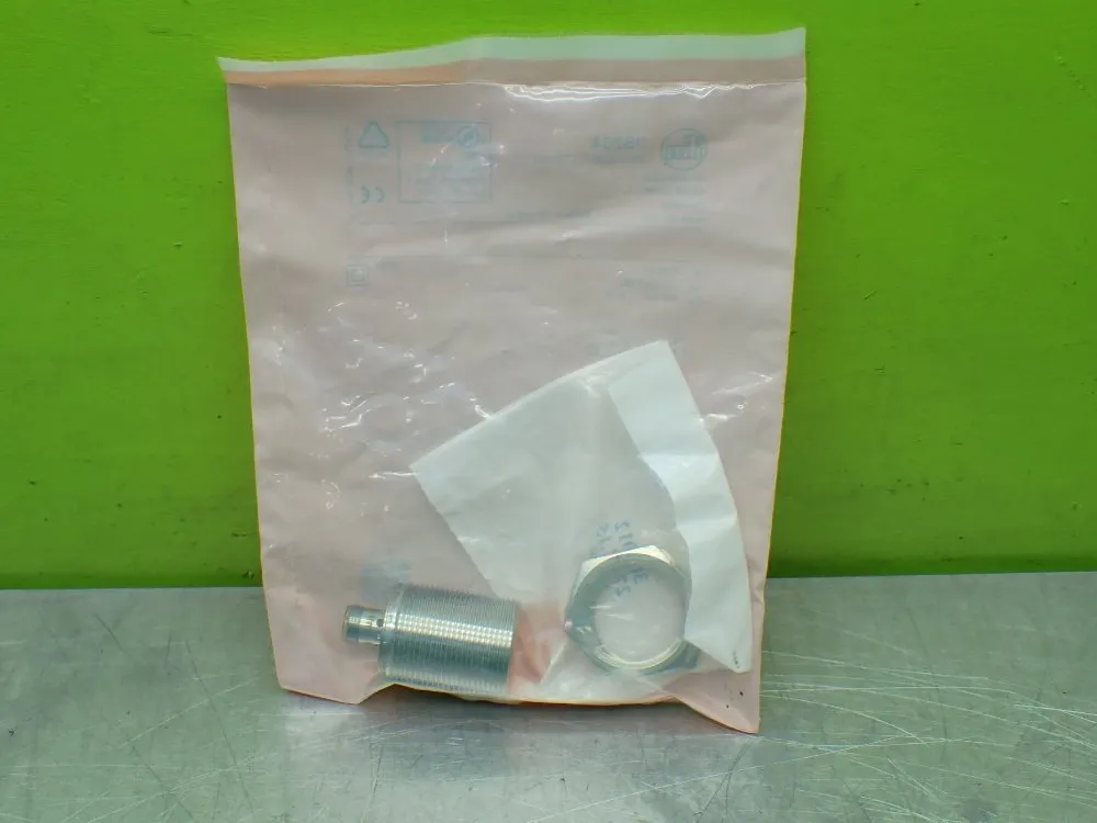 Ifm 15mm Inductive Sensor. - Iis204