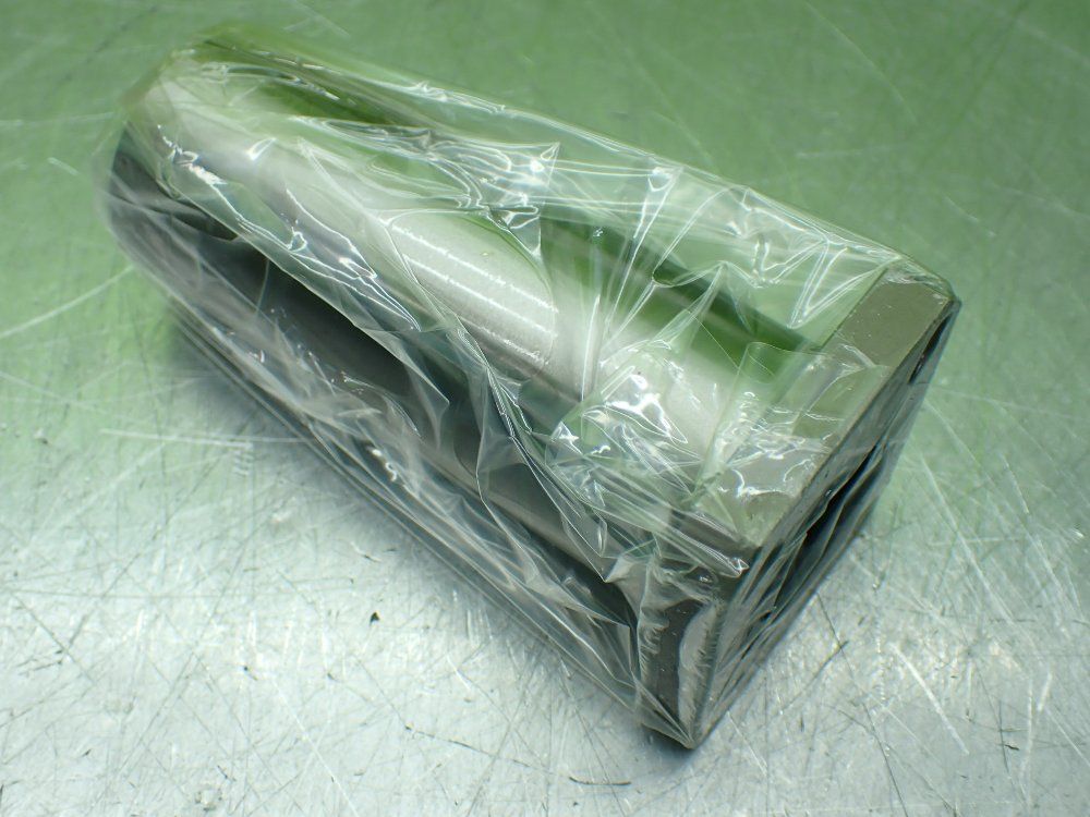 Thk 30mm Shaft Diameter. Rectangular Flanged Linear Ball Bearing. - Lmk30l Uu