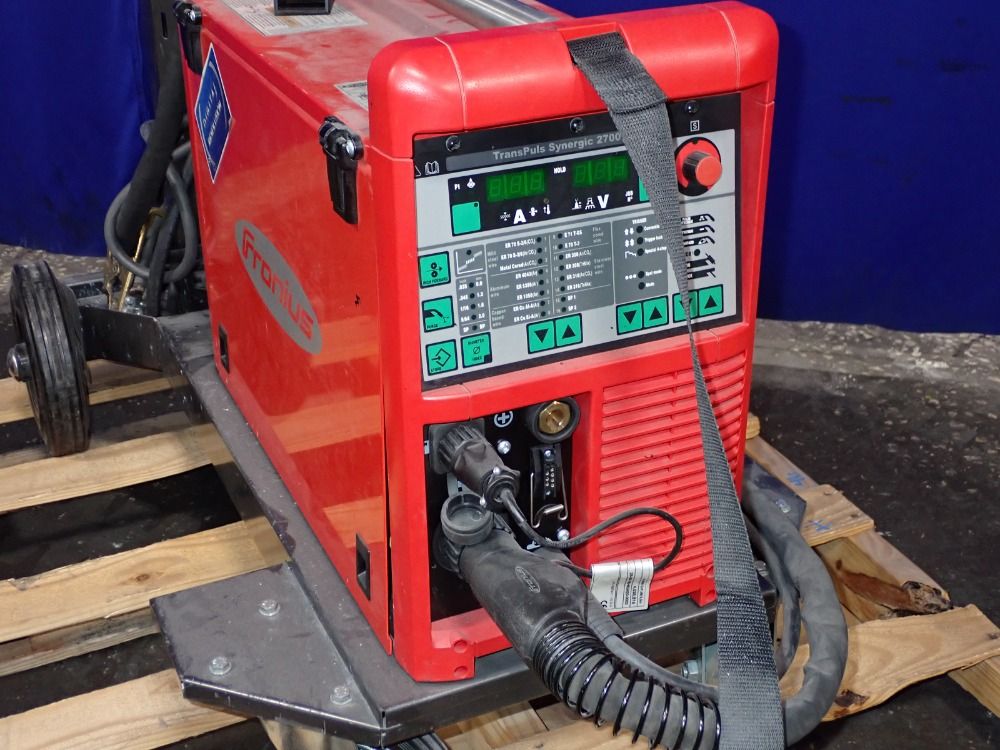 Fronius 270 Amp Welder - Transpulssynerg2700 Mv/4r/z