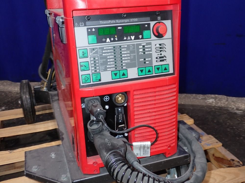 Fronius 270 Amp Welder - Transpulssynerg2700 Mv/4r/z