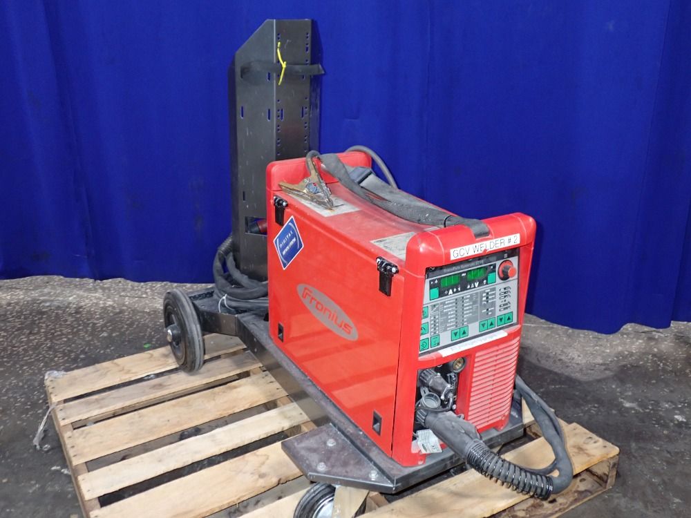 Fronius 270 Amp Welder - Transpulssynerg2700 Mv/4r/z